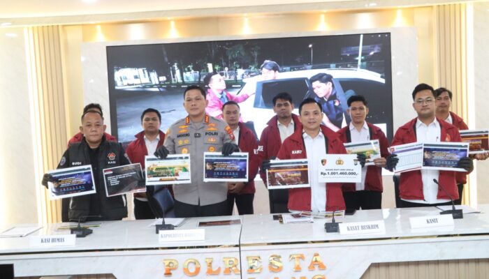 Jaringan Judi Online Filipina-Kamboja Beroperasi di Perumahan Mewah Batam, Tiga Orang Diciduk