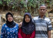Ketekunan Risti Antar Putri Buruh Proyek Lolos ke UGM,Kini dapat UKT nol