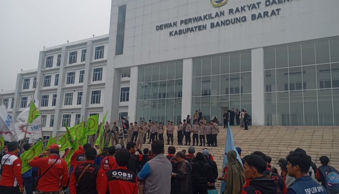 Koalisi Buruh Bandung Barat Aksi Dua Hari, Desak Penghapusan Outsourcing dan Revisi Regulasi Ketenagakerjaan