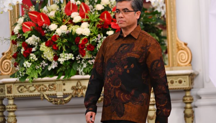 MENAKER Yassierli Respons Potensi PHK di Sejumlah Daerah, Kemnaker Siapkan Pemantauan dan Mediasi