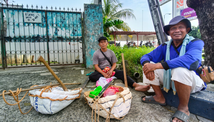 Kuli Sindang, Pekerja Sunyi di Balik Wajah Modern Jakarta