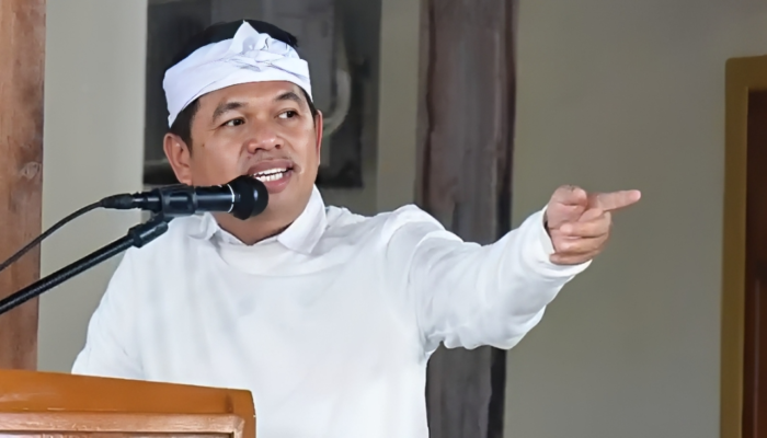 Dedi Mulyadi Menangis Saksikan Dugaan Eksploitasi Buruh di Pabrik Batu Kapur Bandung Barat