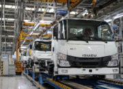 Isuzu Gelontorkan Investasi Rp2 Triliun di Pabrik Karawang, Perkuat Otomatisasi dan Daya Saing Manufaktur
