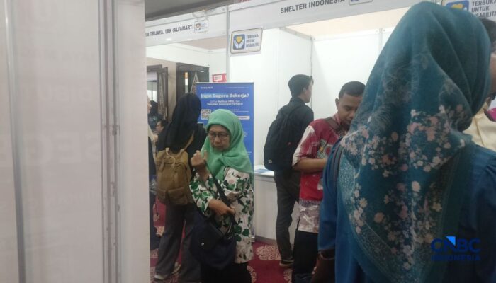 Pencari Kerja Keluhkan Persaingan Makin Ketat di Job Fair, Fresh Graduate dan Batas Usia Jadi Tantangan