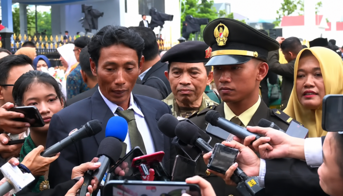 Bikin Bangga !  Putra Buruh Serabutan asal Blora Sukses Dilantik Jadi Perwira TNI AD