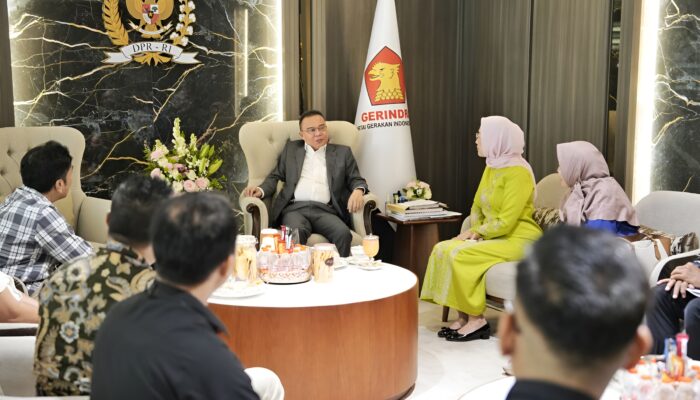 DPR RI Kawal Kesepakatan Tripartit Telkom–Danantara, Pastikan Tidak Ada PHK Dalam Perampingan