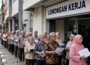 Korban PHK, Usia 48 Tahun Tetap Berburu Kerja, Lawan Persaingan dengan Gen Z di Job Fair Jateng