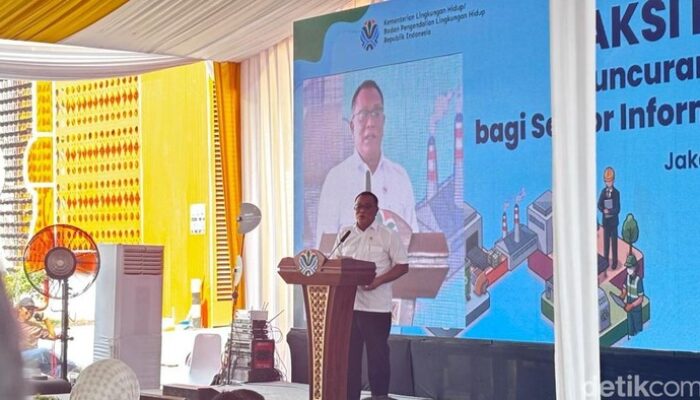 Jumhur Hidayat Usul Pemulung Disebut Pekerja Pemilah Sampah
