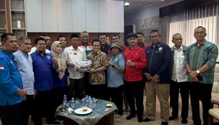 Cak Imin Terima Draft RUU Perlindungan Ketenagakerjaan dari Koalisi Besar Perjuangan Buruh Indonesia