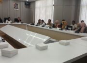 13 Pekerja PLTU Tanjung Awar-Awar Mengadu ke DPRD Tuban, Terancam Tak Direkrut Vendor Baru