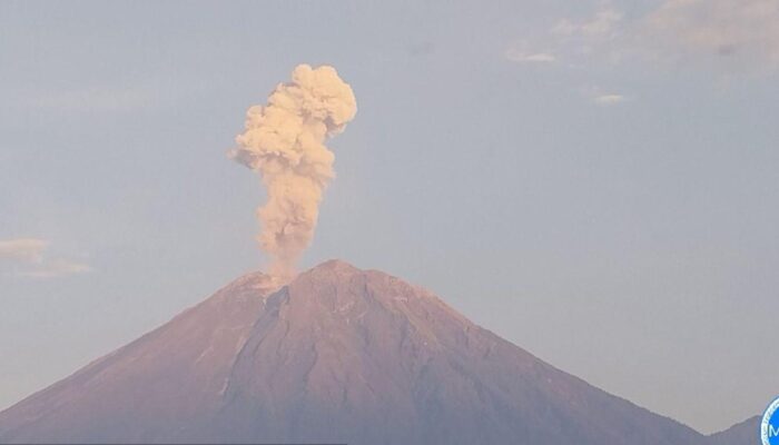 Enam Gunung Api Erupsi Bersamaan, PVMBG Tegaskan Tak Saling Memicu