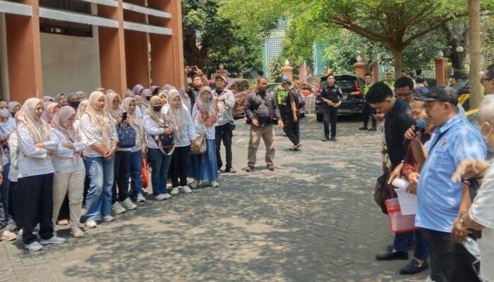 Ratusan Pekerja PT MTG Kawal Sidang PHI, Tuntut Pesangon dan Tunggakan Gaji Rp28 Miliar